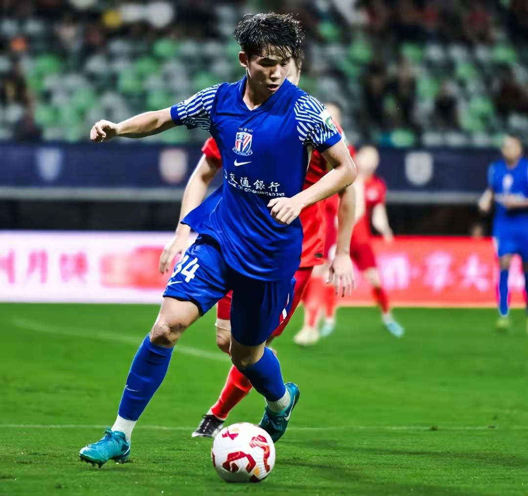 包含清晨中超焦点战，门兴格拉德巴赫主帅复盘，底气十足，数据趋势出现新变化的词条